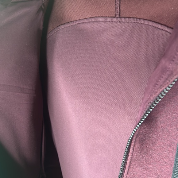 LULULEMON Burgundy Hooded Full Zip Jacket Size 4 - Picture 4 of 16